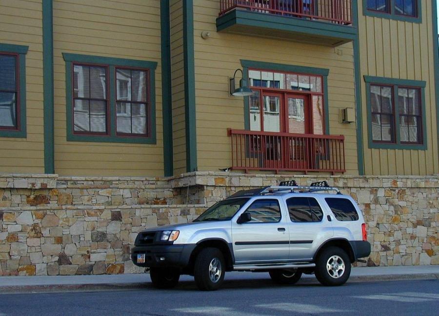  Nissan Xterra 2000 года  (фото 6 из 9)